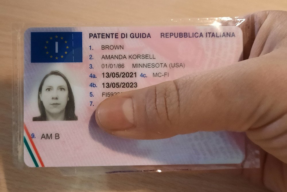 Comprare Una Patente Di Guida Italiana Registrata